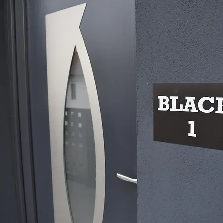 Vakantiehuis Black & White